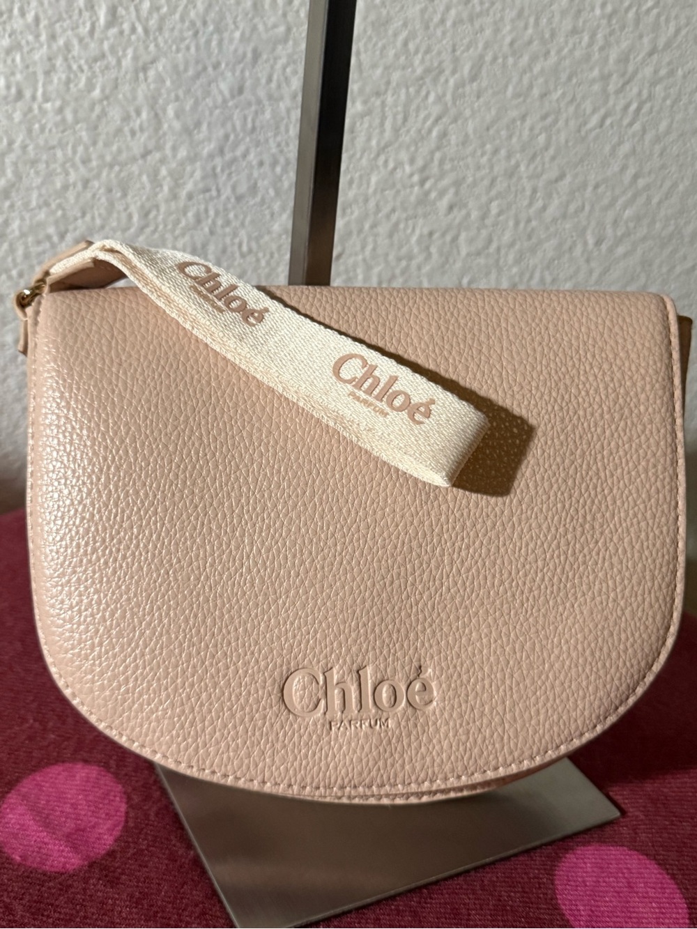 Chloé Parfum Cosmetic Makeup Pouch Wristlet Nude Beige Faux Leather Zip Case